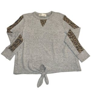 Vintage Havana Grey Pullover Top w/ Leopard Stripe